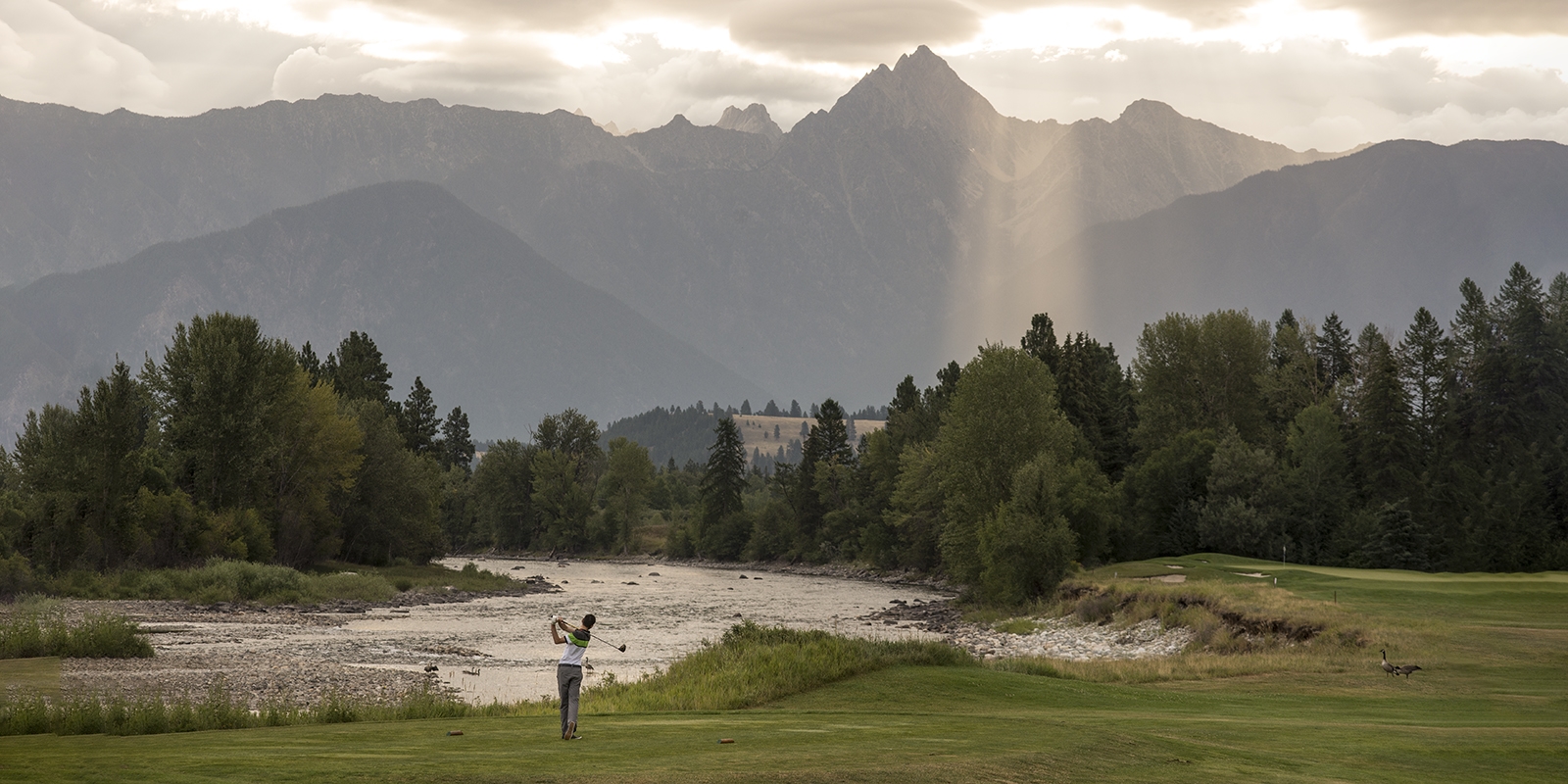 Explore the Mountains and the Waterways around Cranbrook 