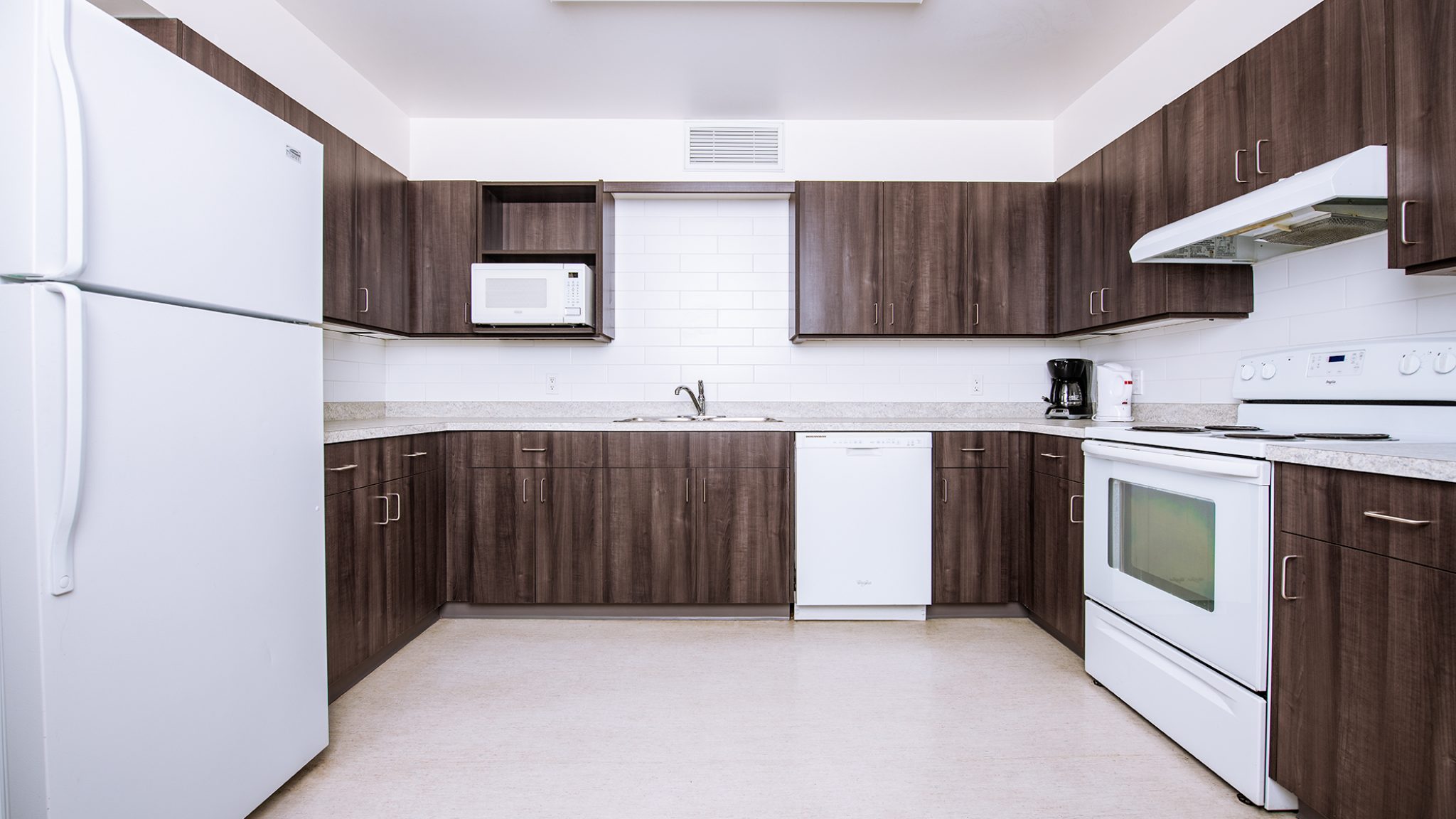 CBK Tourism College of the Rockies 051721 2608 WEB