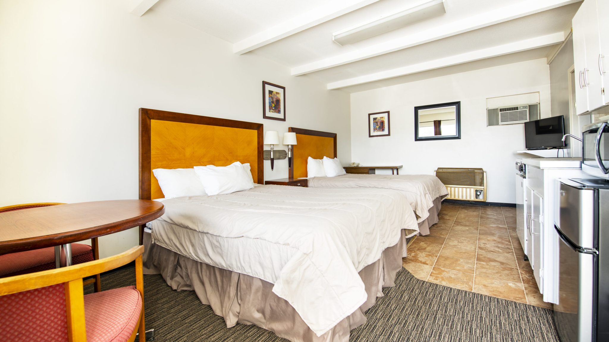 Kootenay Country Inn