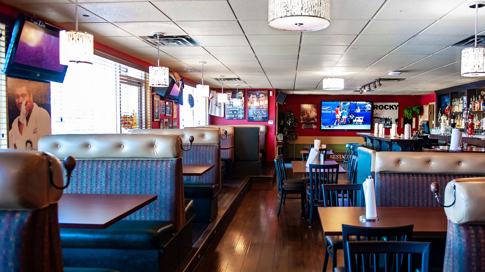 Perry’s Pizza & Grill