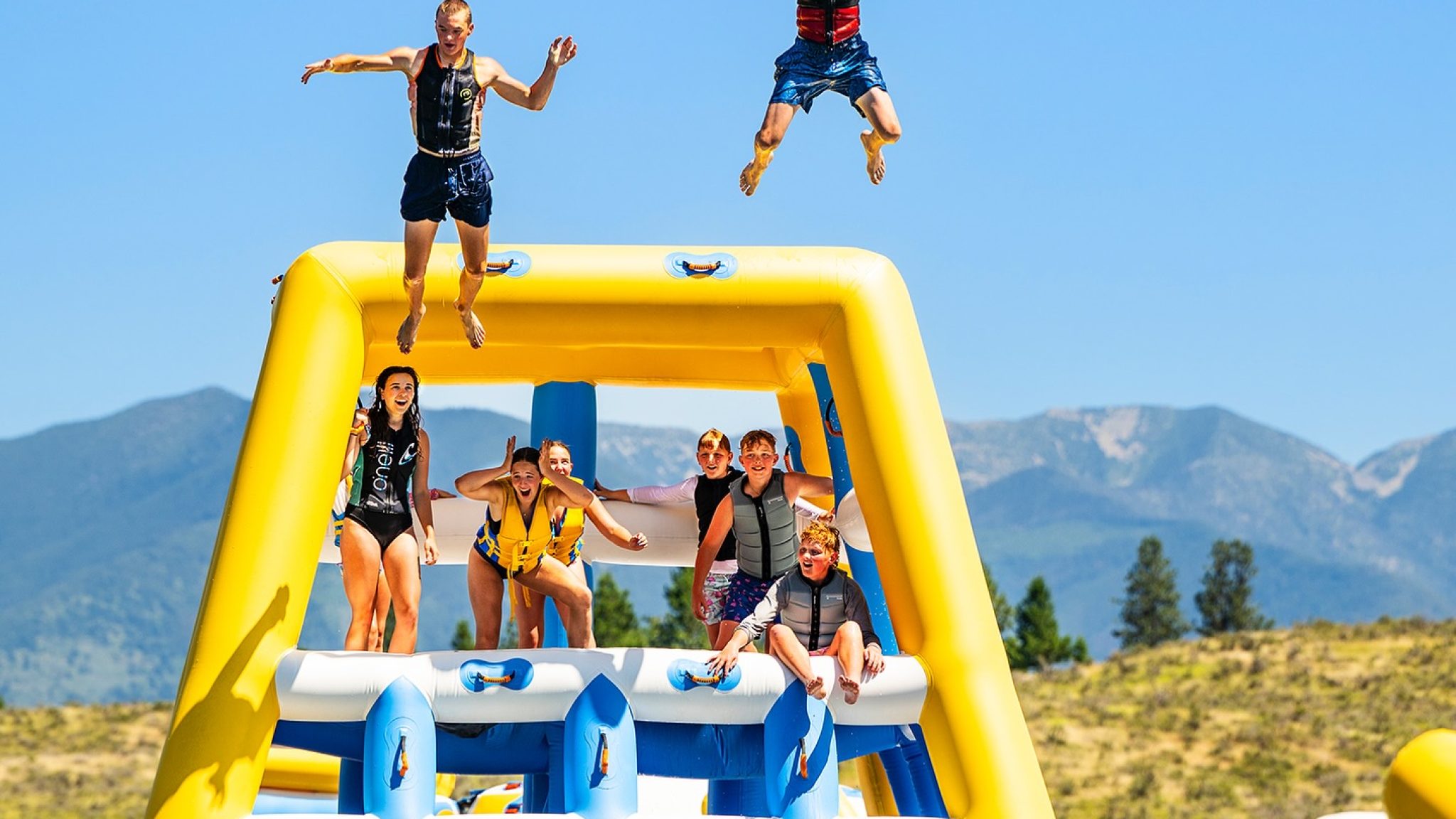 Sunshine Marina and Houseboats